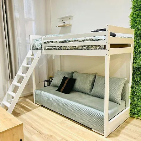 Cosy Hyper Centre Apartment